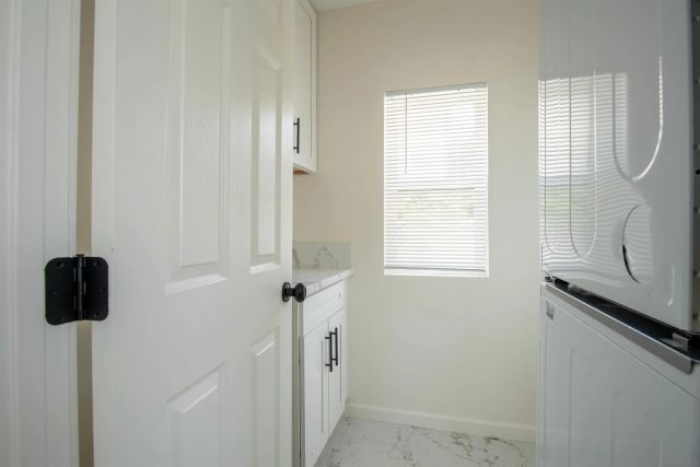 6352 Holabird St., San Diego, CA 92120
