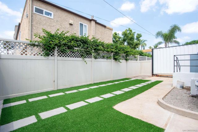 6352 Holabird St., San Diego, CA 92120