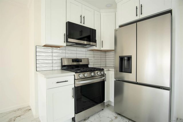 6352 Holabird St., San Diego, CA 92120