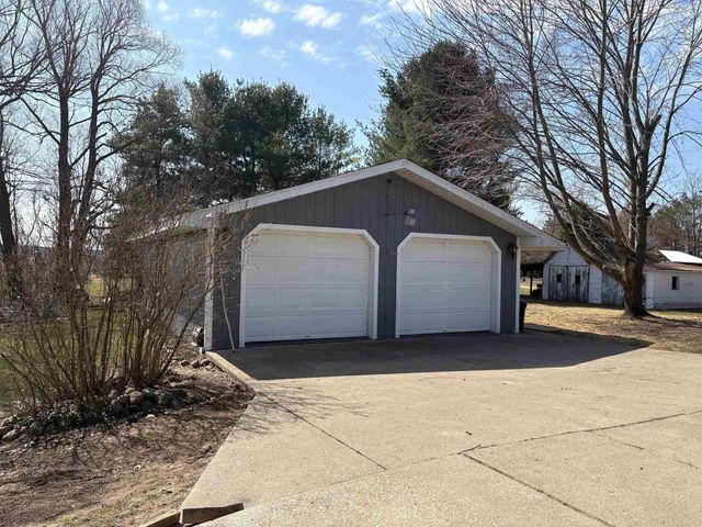 16501 Gary Road, Chesaning, MI 48616