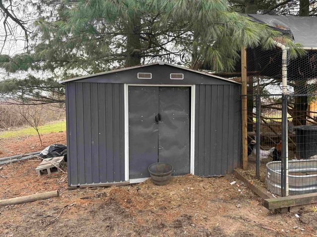 16501 Gary Road, Chesaning, MI 48616