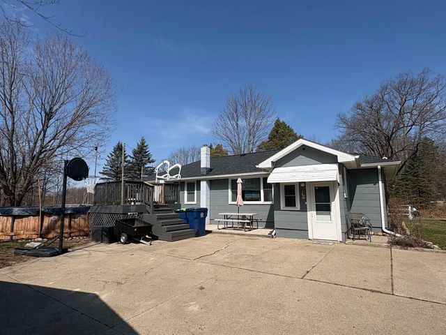 16501 Gary Road, Chesaning, MI 48616