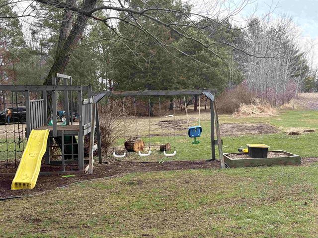 16501 Gary Road, Chesaning, MI 48616