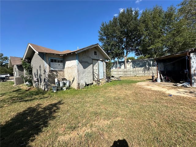 1807 McArthur Avenue, Bryan, TX 77803
