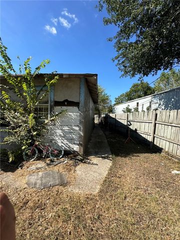 1807 McArthur Avenue, Bryan, TX 77803