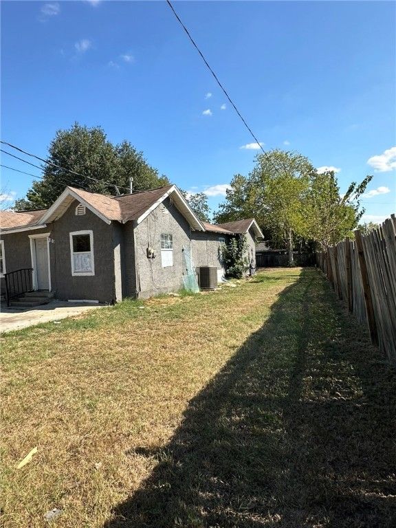 1807 McArthur Avenue, Bryan, TX 77803 — photo 3