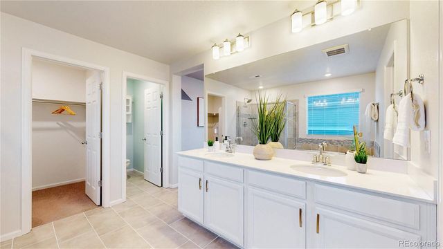 23921 E Minnow Drive, Aurora, CO 80016