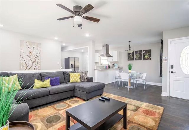 2339 Country Club SW Lane, Atlanta, GA 30311