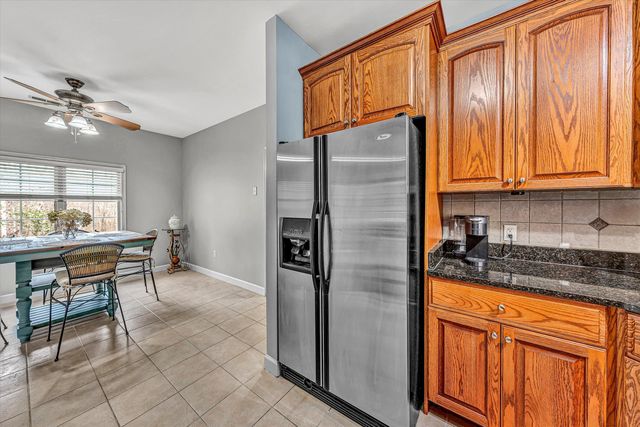 100 Waterside DR, Moneta, VA 24121
