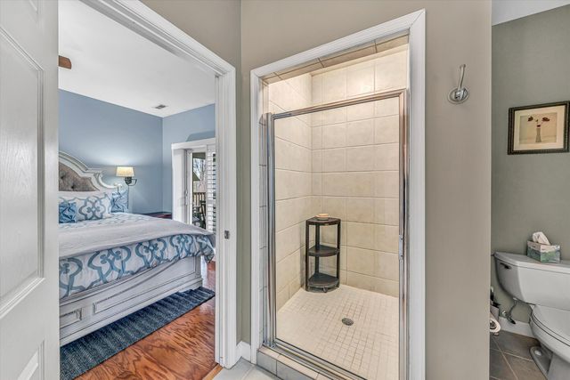100 Waterside DR, Moneta, VA 24121