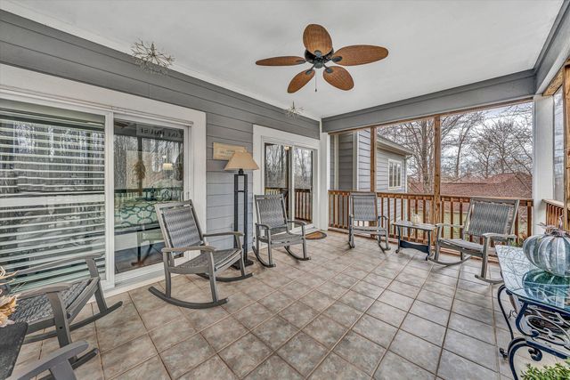 100 Waterside DR, Moneta, VA 24121