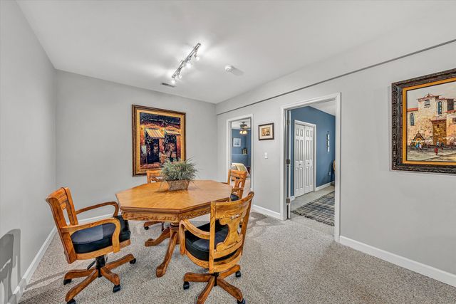 100 Waterside DR, Moneta, VA 24121