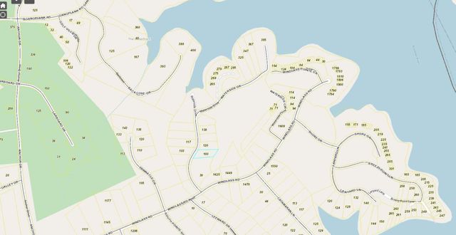 100 Waterside DR, Moneta, VA 24121