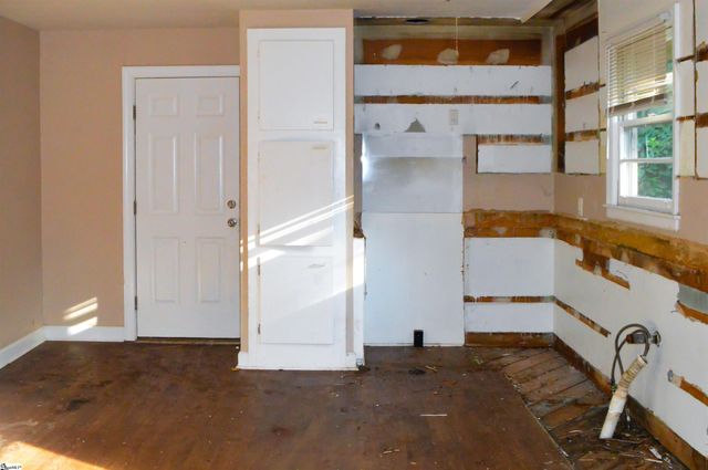 113 Brookforest Drive, Greenville, SC 29605