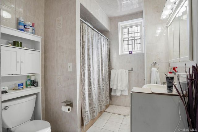 2932 Baisley Avenue, Bronx, NY 10461