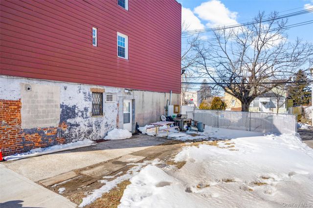 2932 Baisley Avenue, Bronx, NY 10461