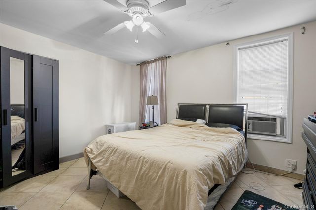 2932 Baisley Avenue, Bronx, NY 10461