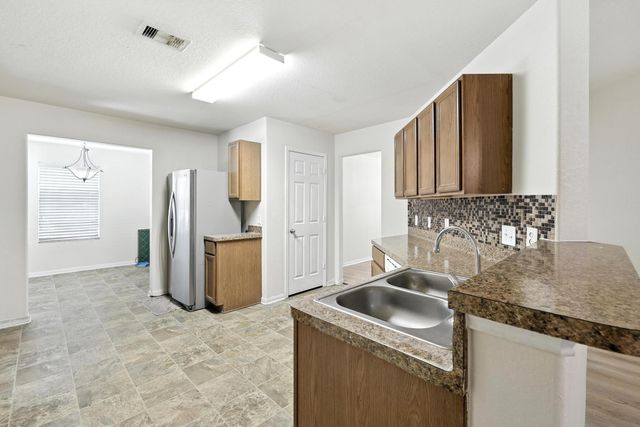 16754 N Blue Jay Drive, Conroe, TX 77385