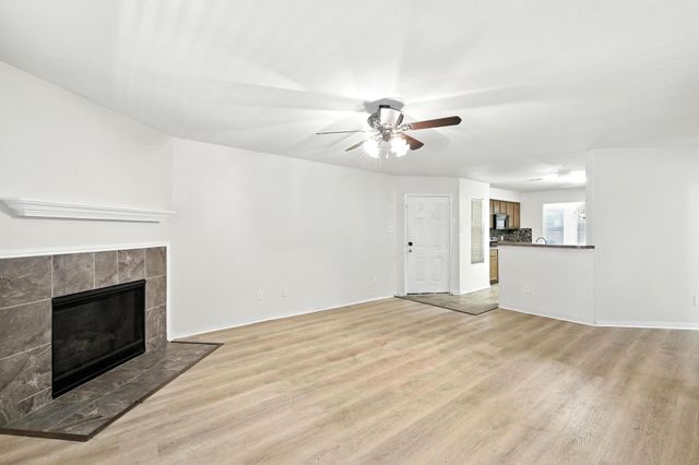 16754 N Blue Jay Drive, Conroe, TX 77385