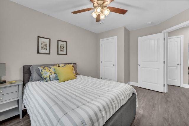 168 Tomahawk Pt, Clarksville, TN 37040