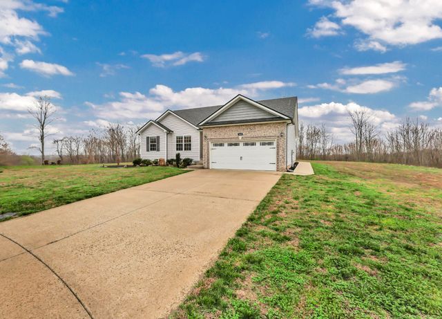 168 Tomahawk Pt, Clarksville, TN 37040