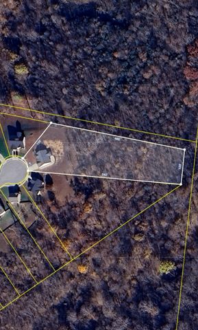 168 Tomahawk Pt, Clarksville, TN 37040