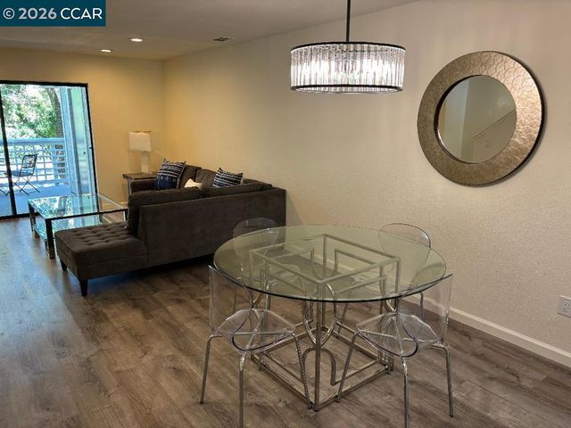 2590 Oak Rd 250, Walnut Creek, CA 94597