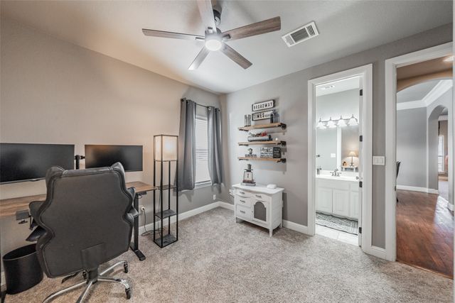 209 Thistle Ridge, Denton, TX 76210