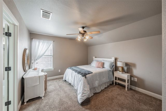 209 Thistle Ridge, Denton, TX 76210