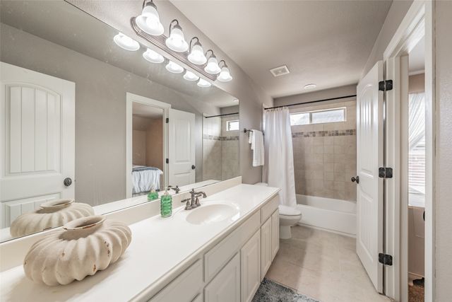 209 Thistle Ridge, Denton, TX 76210