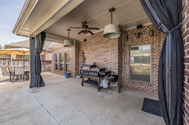 209 Thistle Ridge, Denton, TX 76210