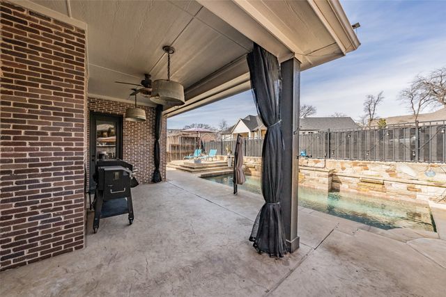 209 Thistle Ridge, Denton, TX 76210