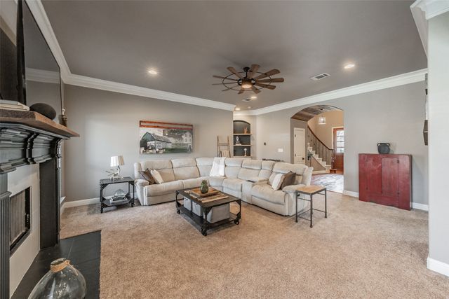 209 Thistle Ridge, Denton, TX 76210