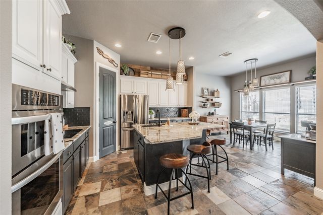 209 Thistle Ridge, Denton, TX 76210