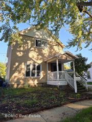 413 Franklin Street, Bay City, MI 48708