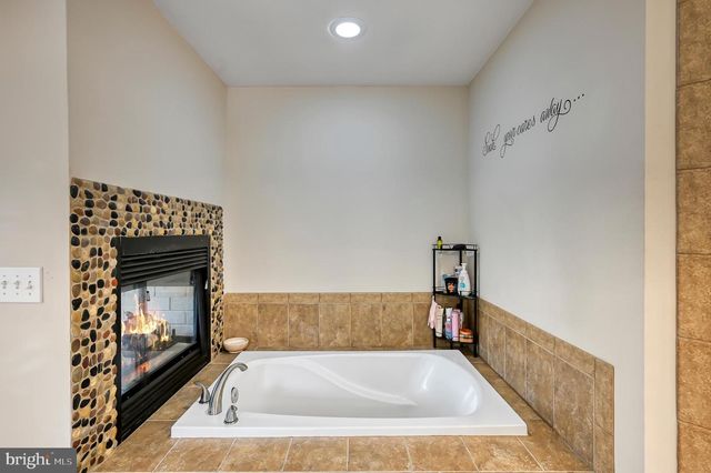 9490 VANREENAN WAY, Spotsylvania, VA 22551