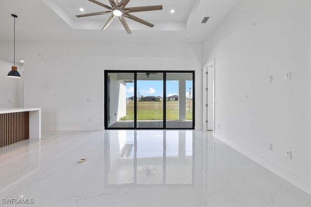 4102 NW 39th ST, Cape Coral, FL 33993