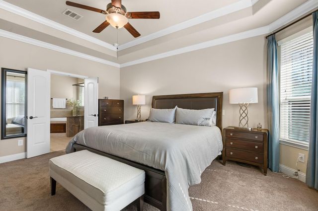 10 Waterfall Way, The Woodlands, TX 77375