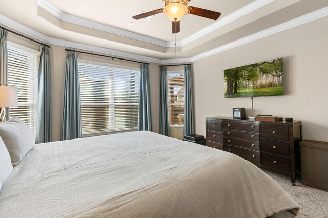 10 Waterfall Way, The Woodlands, TX 77375