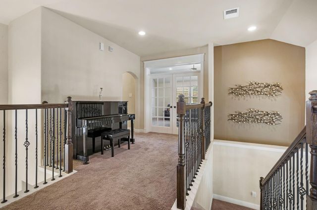 10 Waterfall Way, The Woodlands, TX 77375