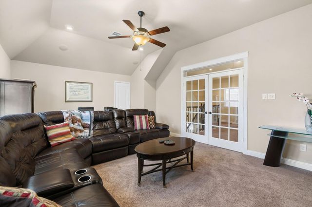 10 Waterfall Way, The Woodlands, TX 77375