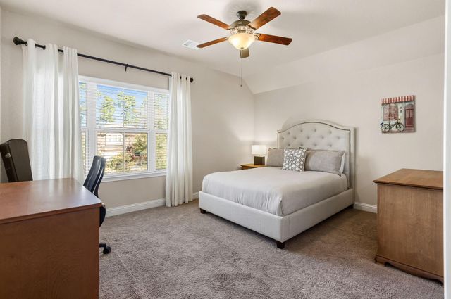 10 Waterfall Way, The Woodlands, TX 77375