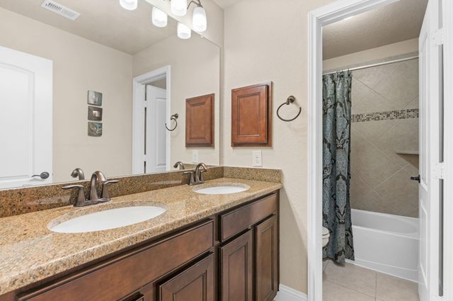 10 Waterfall Way, The Woodlands, TX 77375