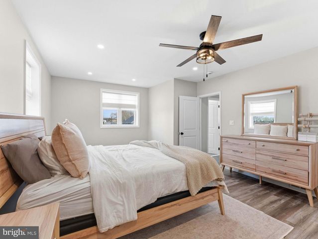 267 MCCARTHY AVE, Mantua, NJ 08051