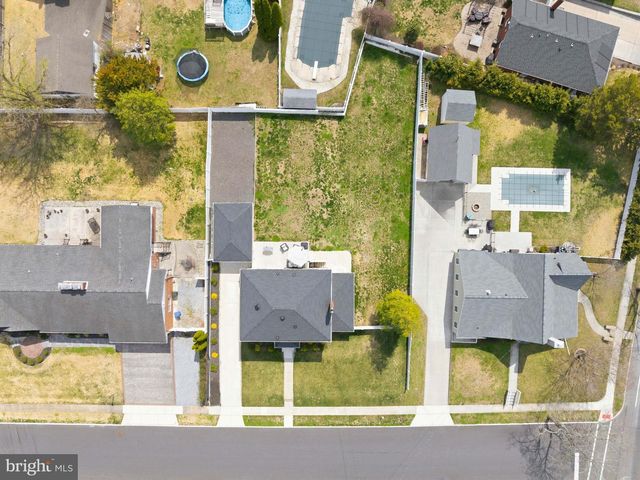 267 MCCARTHY AVE, Mantua, NJ 08051
