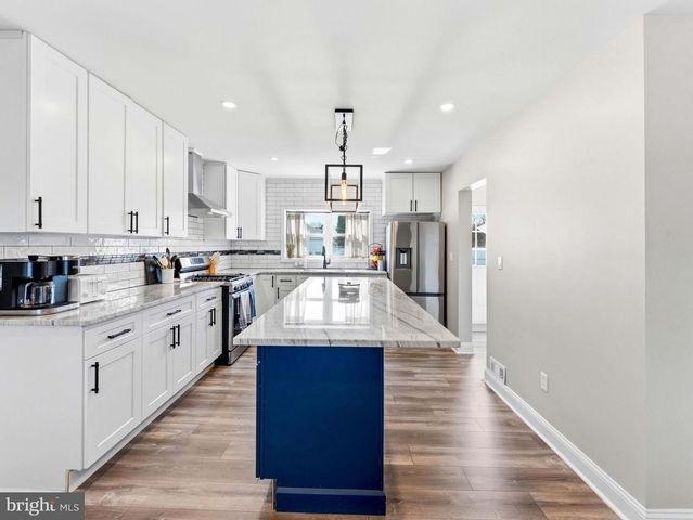 267 MCCARTHY AVE, Mantua, NJ 08051