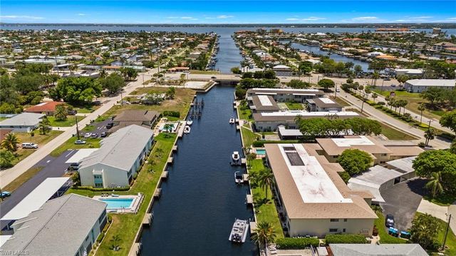 1345 SE 40th TER # 2D, Cape Coral, FL 33904