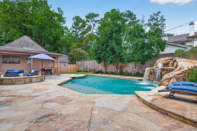 13506 Apple Tree Road, Houston, TX 77079