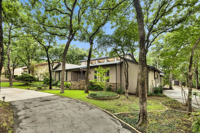 3667 Green Meadow Lane, Flower Mound, TX 75022