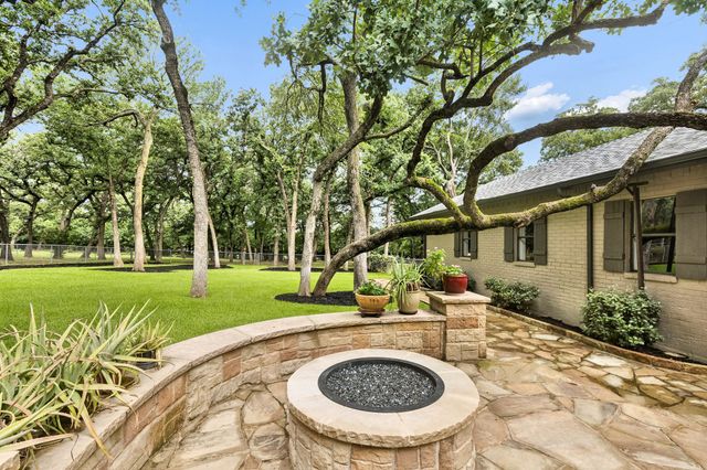 3667 Green Meadow Lane, Flower Mound, TX 75022